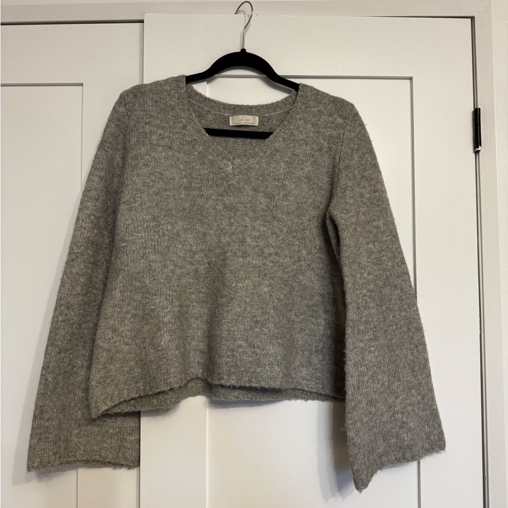 OAK + FORT Gray V-Neck Sweater